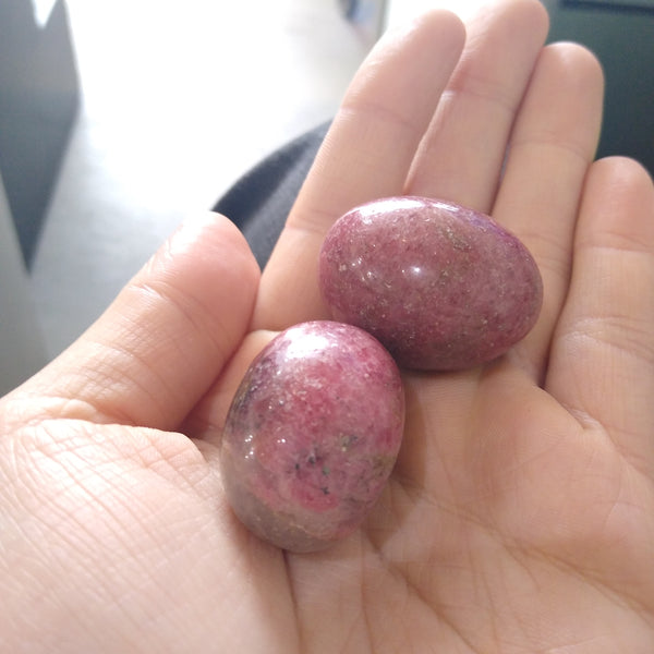 Rhodonite (Madagascar) Tumble