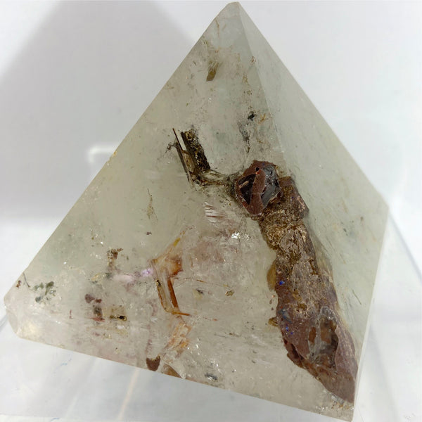 Scenic Quartz Pyramid